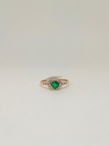 ANILLO DE  COMPROMISO ORO 18 K
